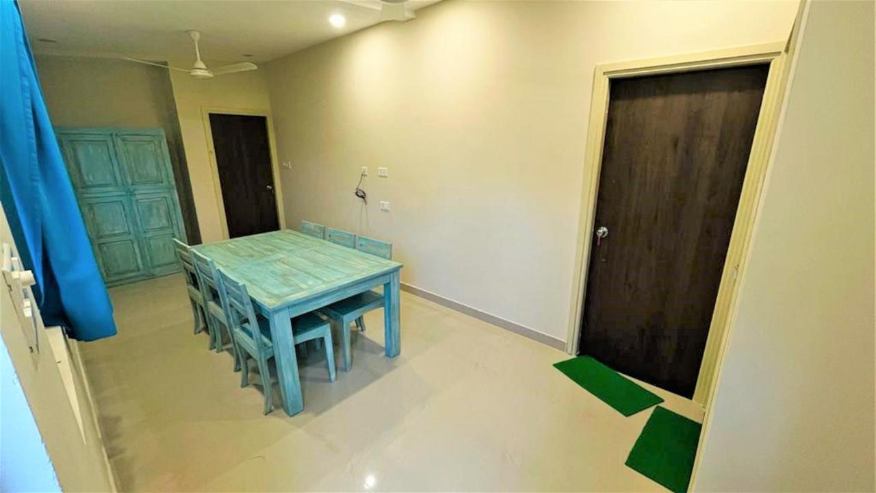 Bed and Breakfast SHIKHAR BUNGLOW - A Stunning Valley View Bungalow in Mount Abu Exterior foto