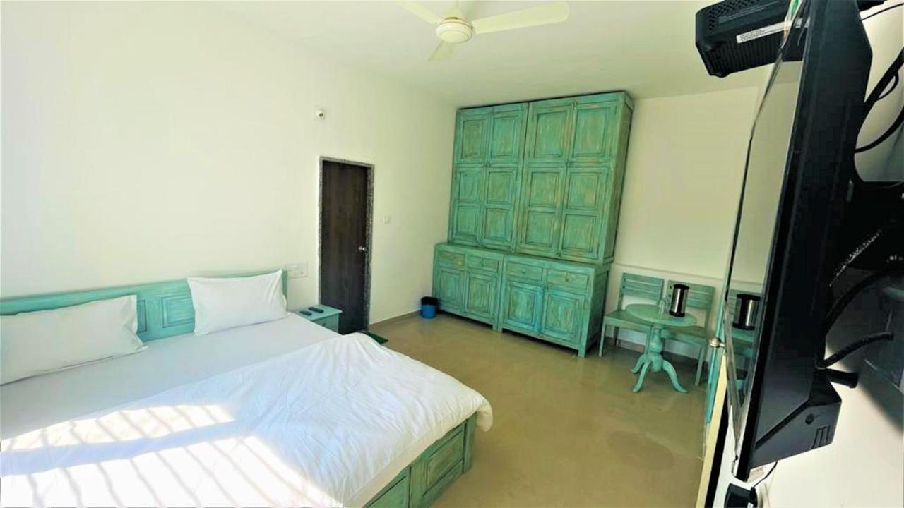 Bed and Breakfast SHIKHAR BUNGLOW - A Stunning Valley View Bungalow in Mount Abu Exterior foto