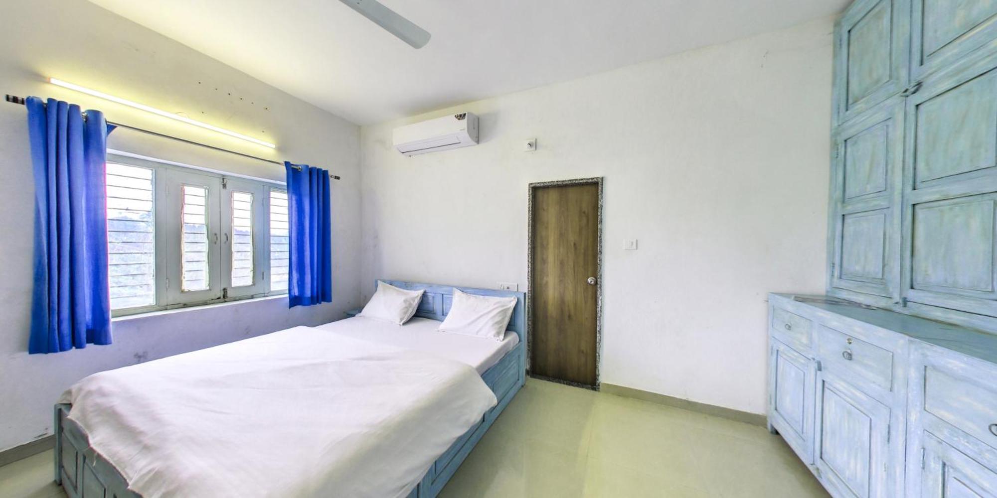 Bed and Breakfast SHIKHAR BUNGLOW - A Stunning Valley View Bungalow in Mount Abu Exterior foto